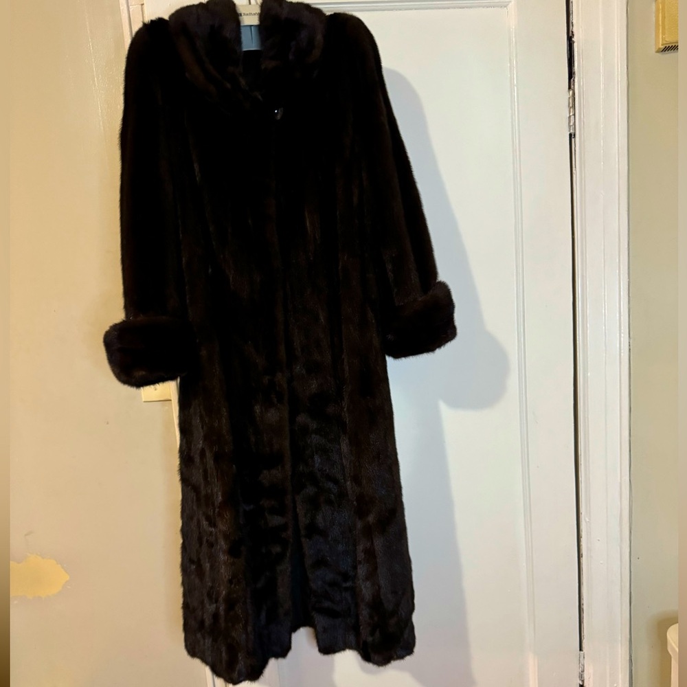Beautiful full-length mink coat!